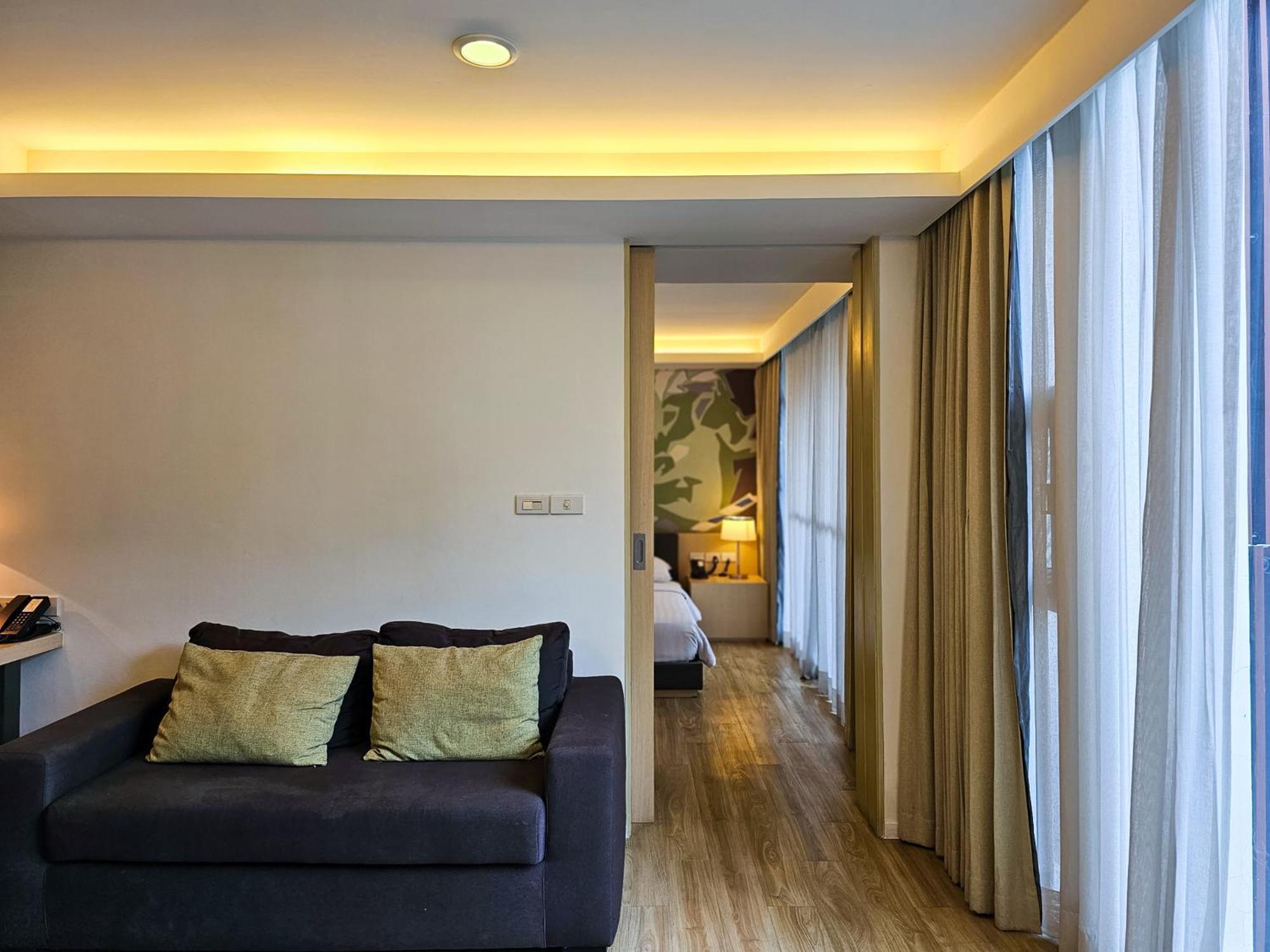 The Idle Hotel And Residence Ban Lam Rua Taek Bagian luar foto